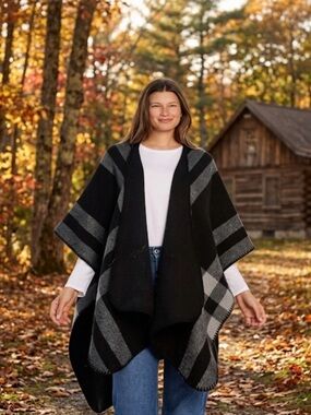 WOOLRICH Reversible Blanket Wrap, Acrylic, Women’s One Size, Black Gray